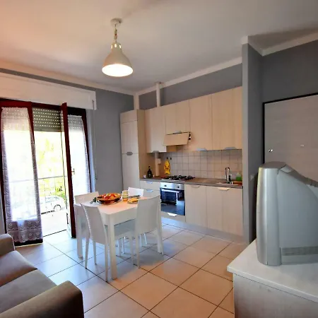 Comfortable Holiday In Close To Lake Βερμπάνια