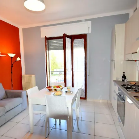 Σπίτι διακοπών Comfortable Holiday In Close To Lake