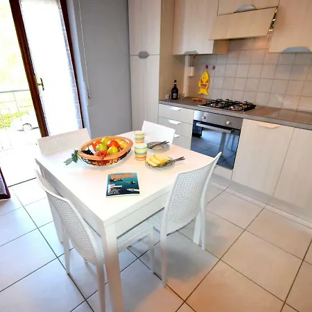 Comfortable Holiday In Close To Lake * Βερμπάνια